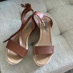 Steve Madden brown sandal